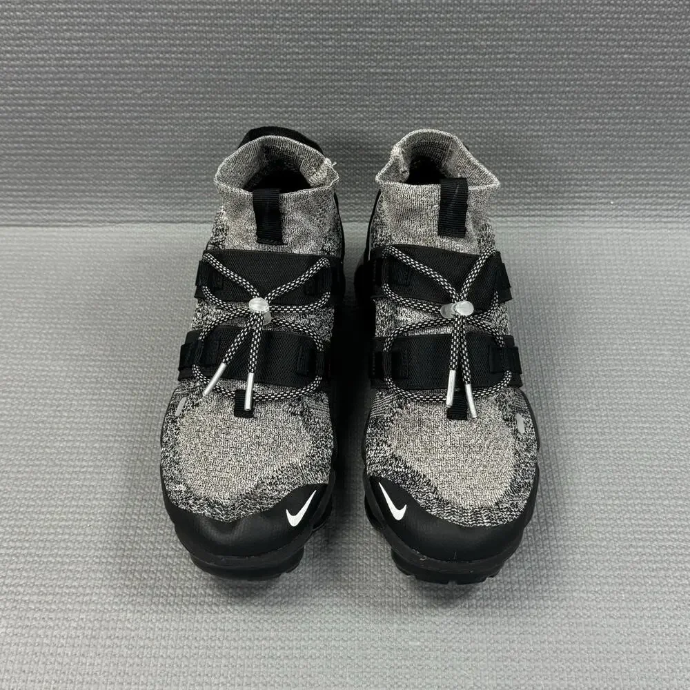 Nike excellent barely